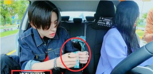 情侣av国产偷拍视频,揭秘情侣偷拍视频背后的故事