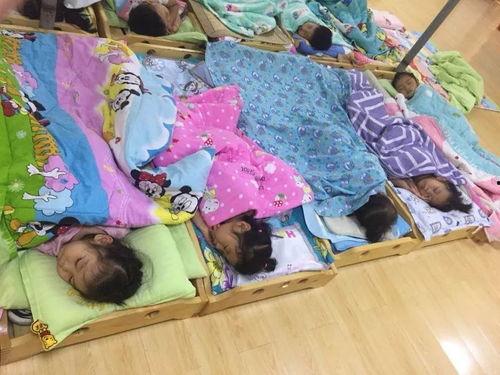 国产午睡系列情景片视频,轻松一笑，梦回悠闲时光